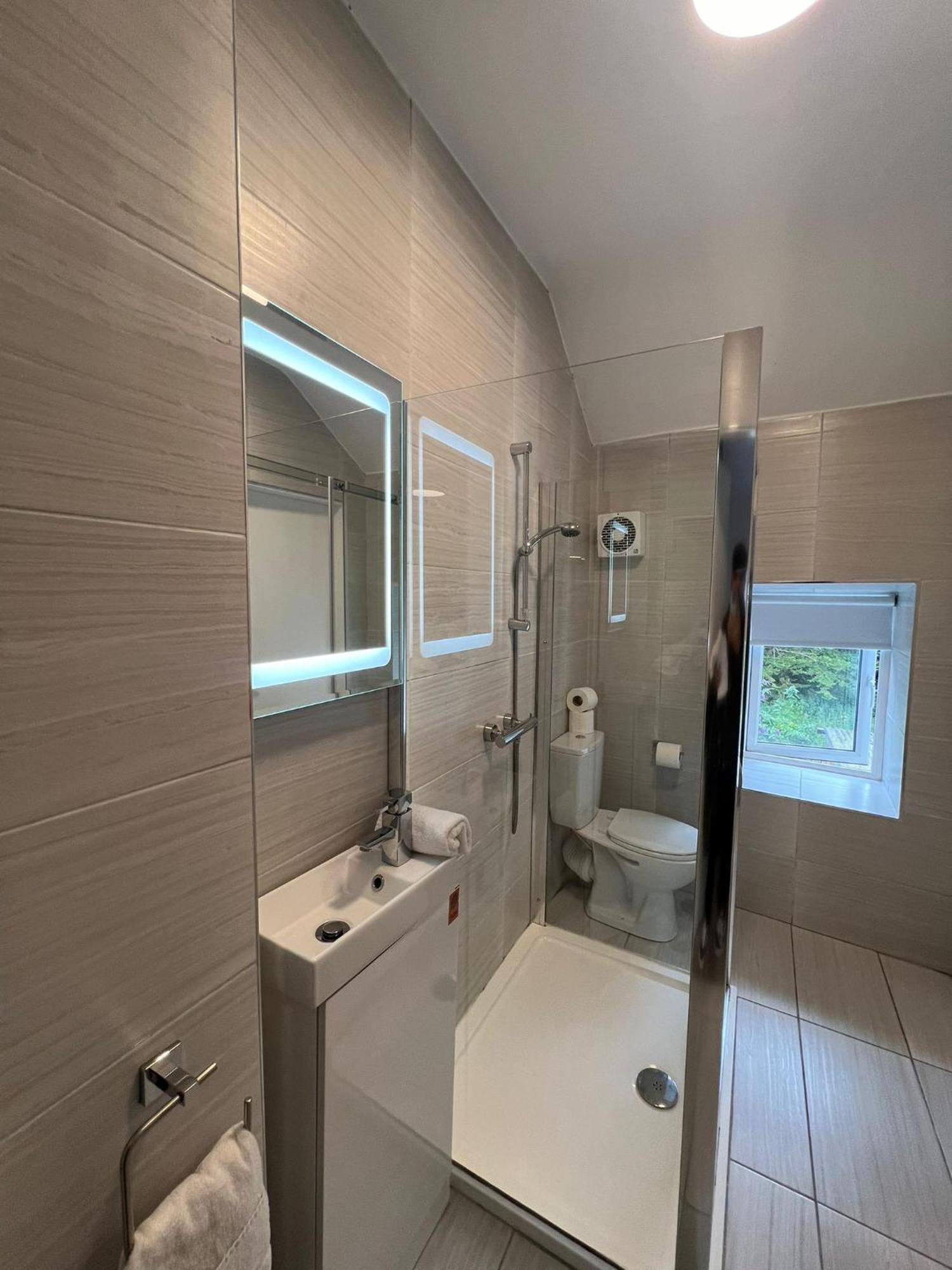 شقة 6 Eyre Square Lane غالواي المظهر الخارجي الصورة